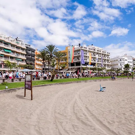 Castle Harbour Elegant 1-Bedroom Apartment - Heated Pool, Air Conditioning & Fiber Internet In Los Cristianos * Los Cristianos (Tenerife)